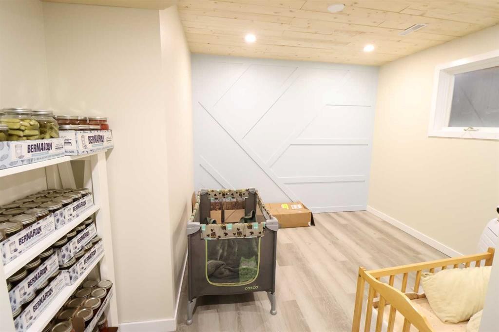 3918 52 St, Taber, AB - Indoor Photo Showing Other Room