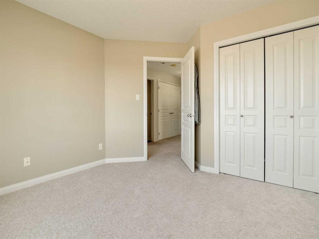 111 Fairmont Road South, Lethbridge, AB