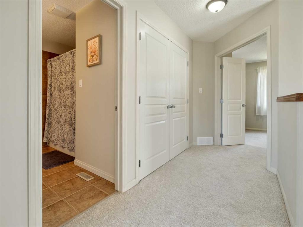 111 Fairmont Road South, Lethbridge, AB