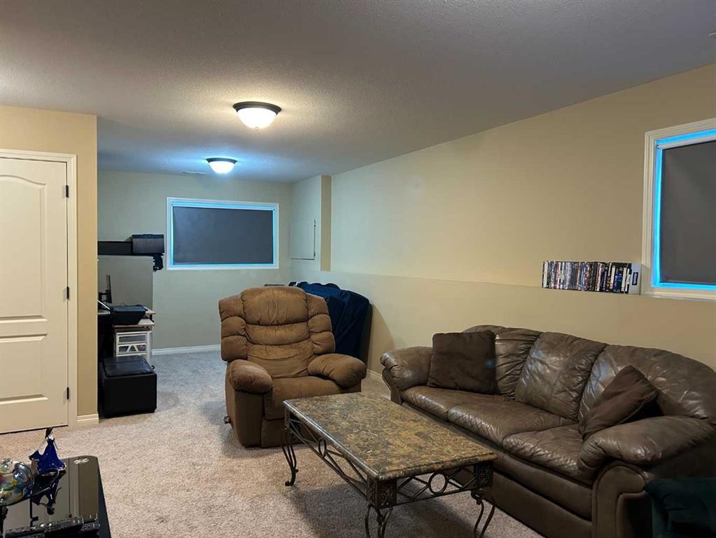 5026 41 Street, Taber, AB