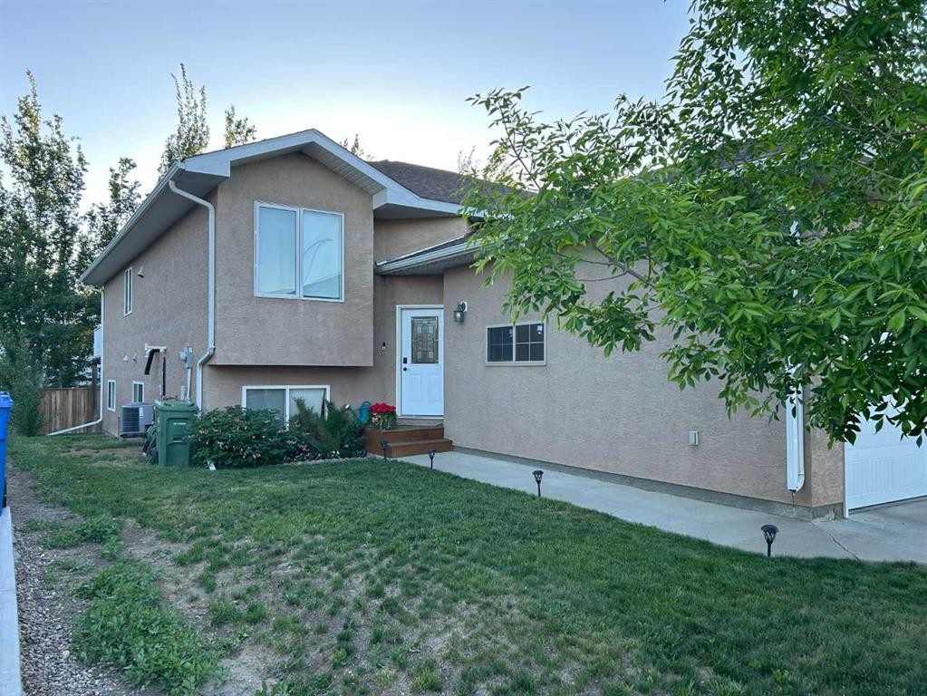 5026 41 Street, Taber, AB