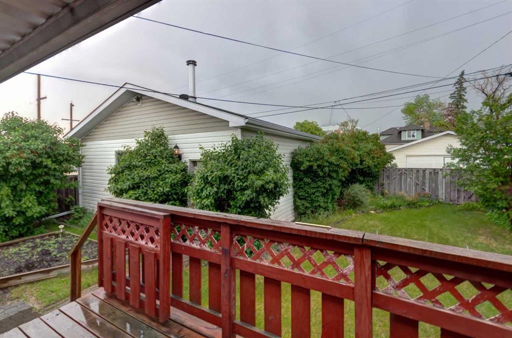 7412 22 Street Se, Calgary, AB - Outdoor With Exterior