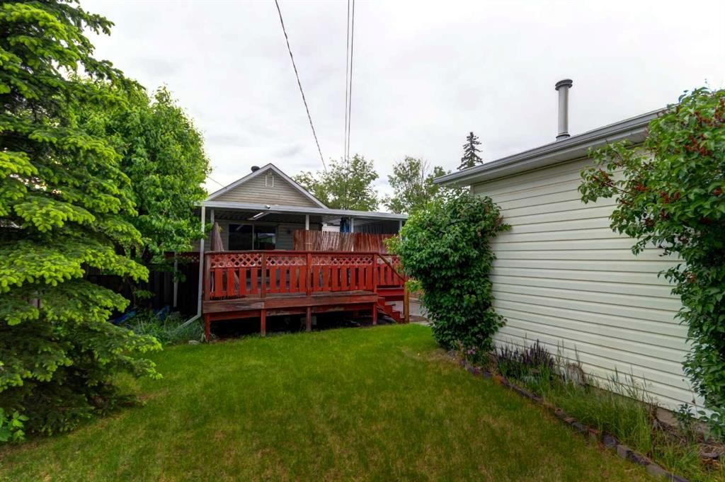 7412 22 Street Se, Calgary, AB - Outdoor With Deck Patio Veranda