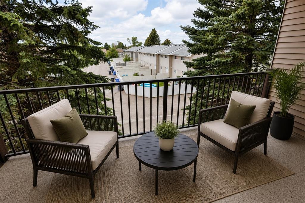 308-85 Foxbend Crescent North, Lethbridge, AB - Outdoor With Balcony With Exterior