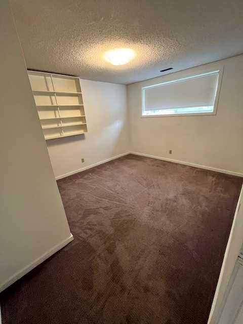 62 Carleton Road West, Lethbridge, AB
