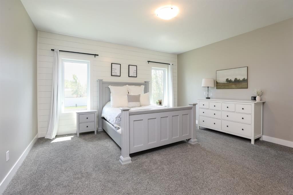 372 E 1 Avenue North, Magrath, AB