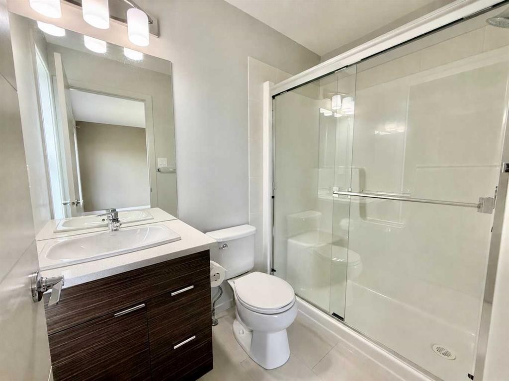 2-482 Highlands Boulevard West, Lethbridge, AB