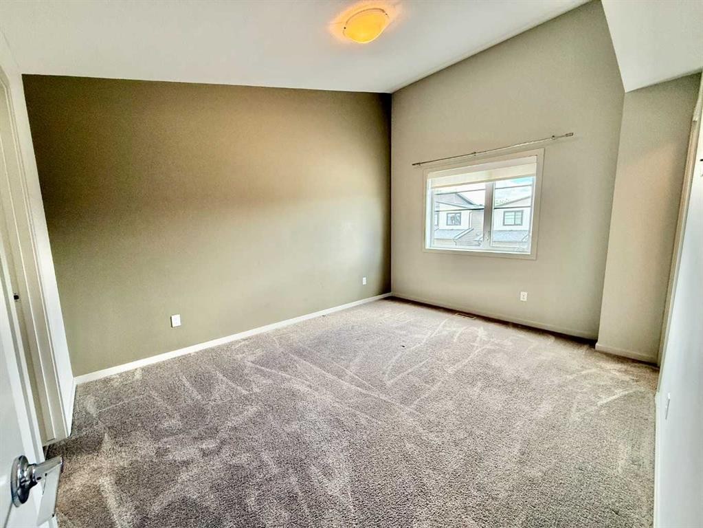2-482 Highlands Boulevard West, Lethbridge, AB