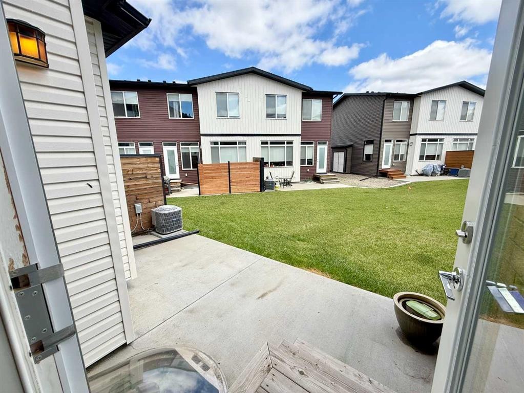 2-482 Highlands Boulevard West, Lethbridge, AB