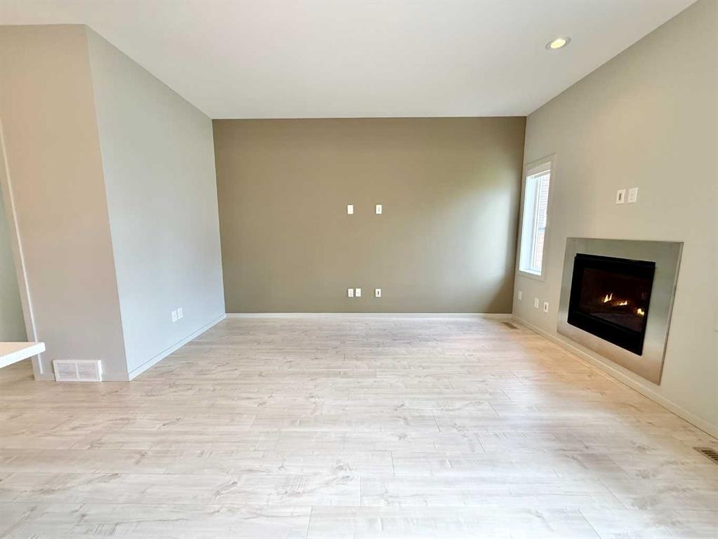 2-482 Highlands Boulevard West, Lethbridge, AB
