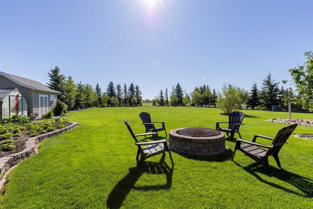 325 8 Avenue, Granum, AB - Outdoor