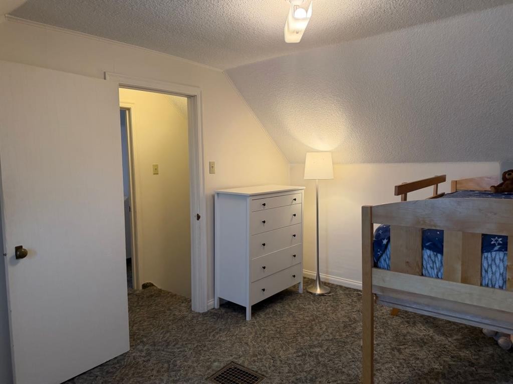 526 51 Avenue, Coalhurst, AB