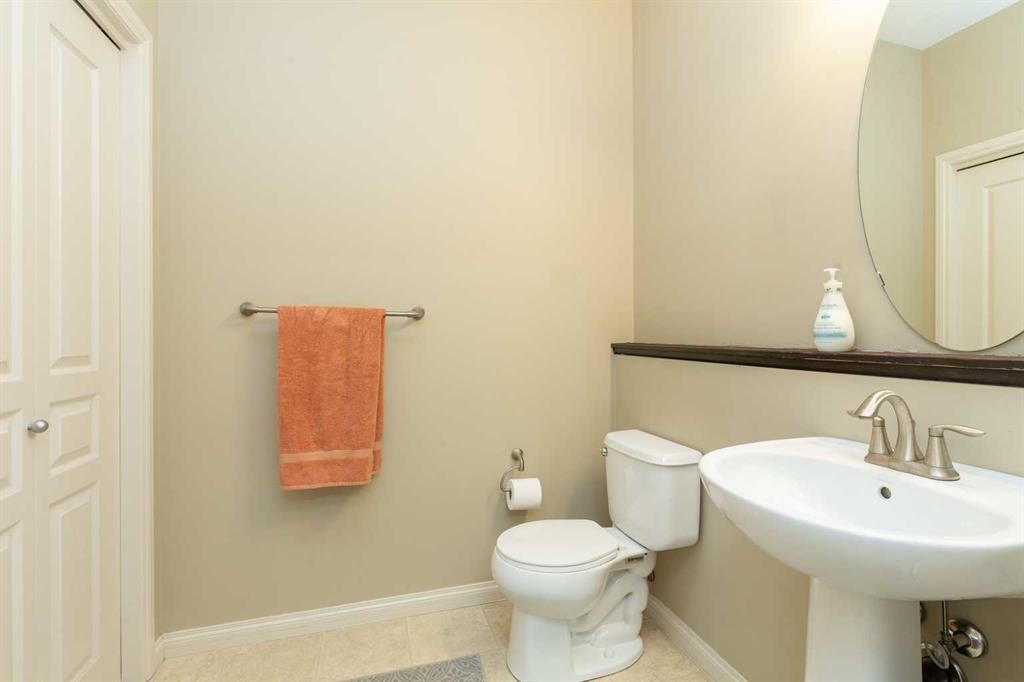 87 Keystone Terrace West, Lethbridge, AB