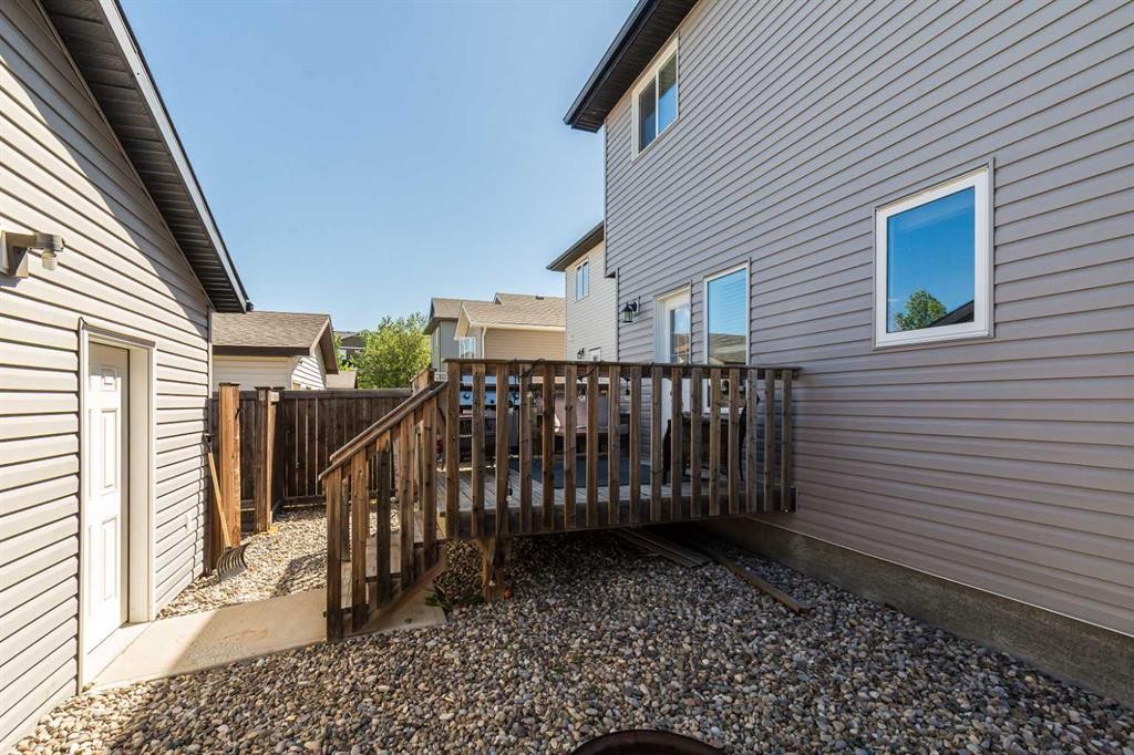 87 Keystone Terrace West, Lethbridge, AB