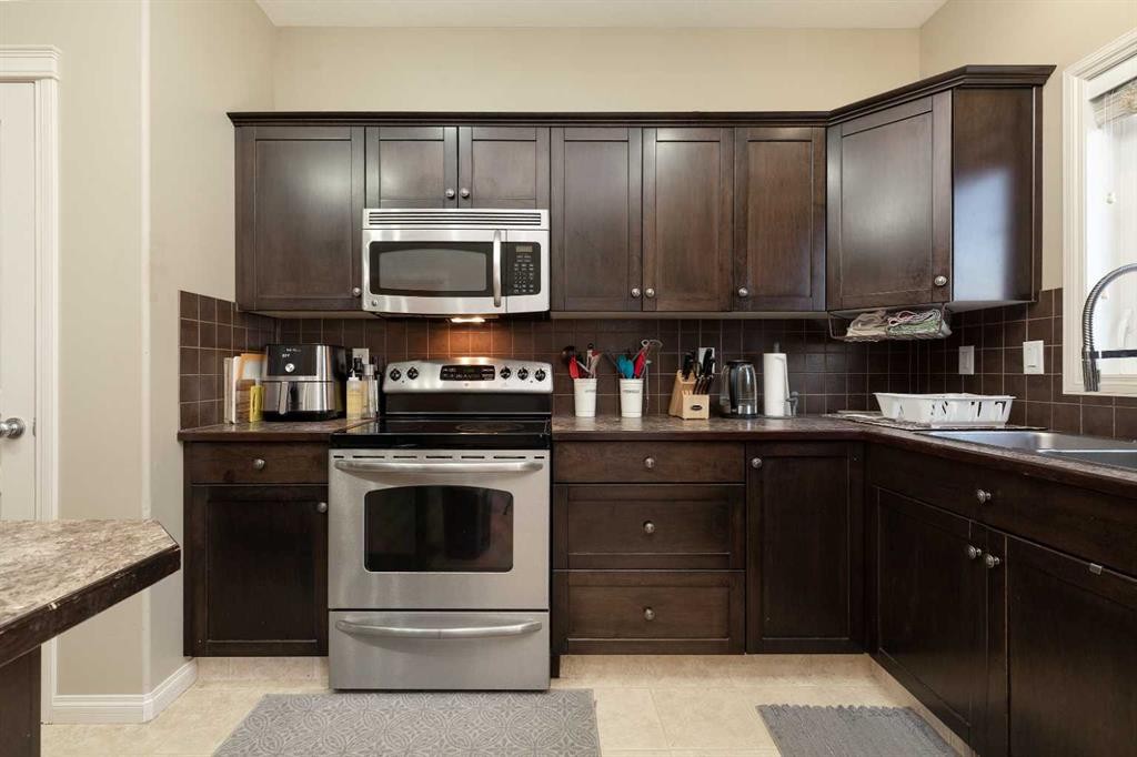 87 Keystone Terrace West, Lethbridge, AB