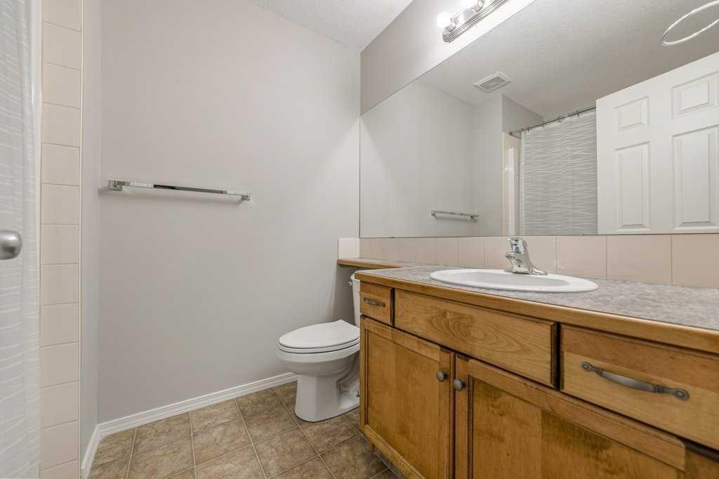 3-105 Silkstone Road West, Lethbridge, AB