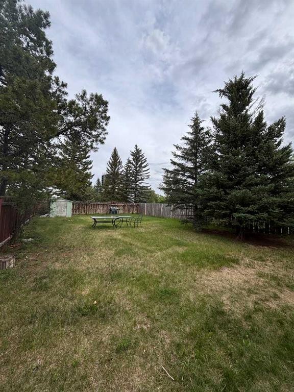 62 Carleton Road West, Lethbridge, AB