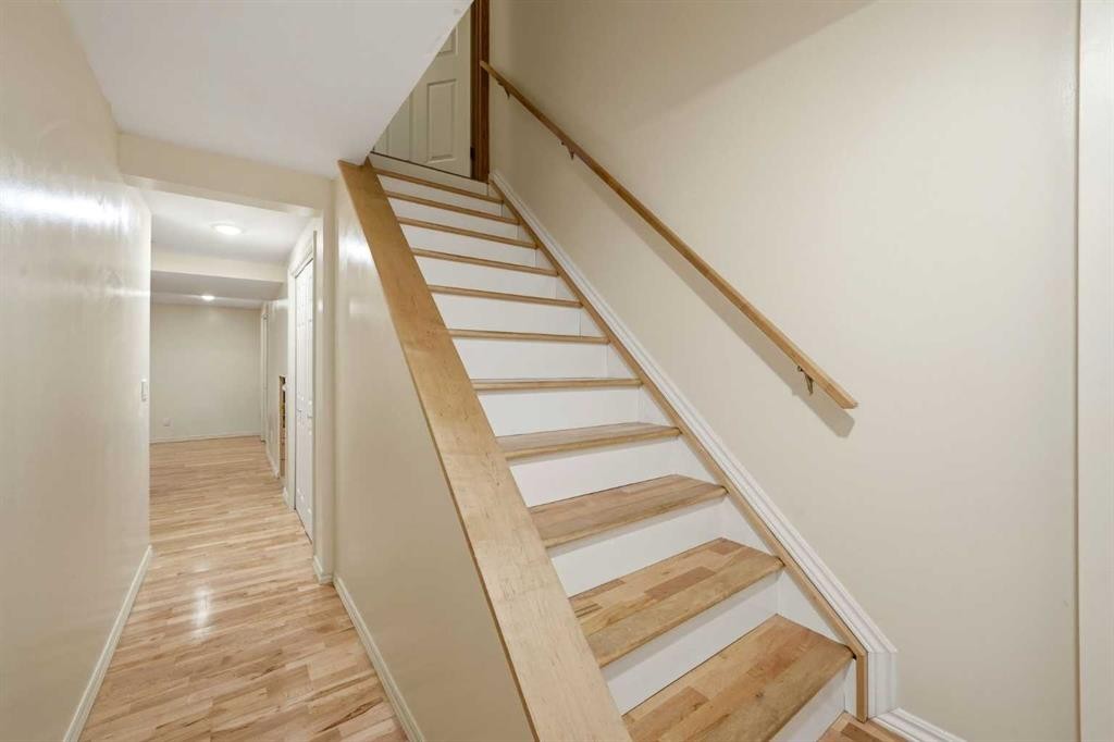 96 Eversyde Court Sw, Calgary, AB