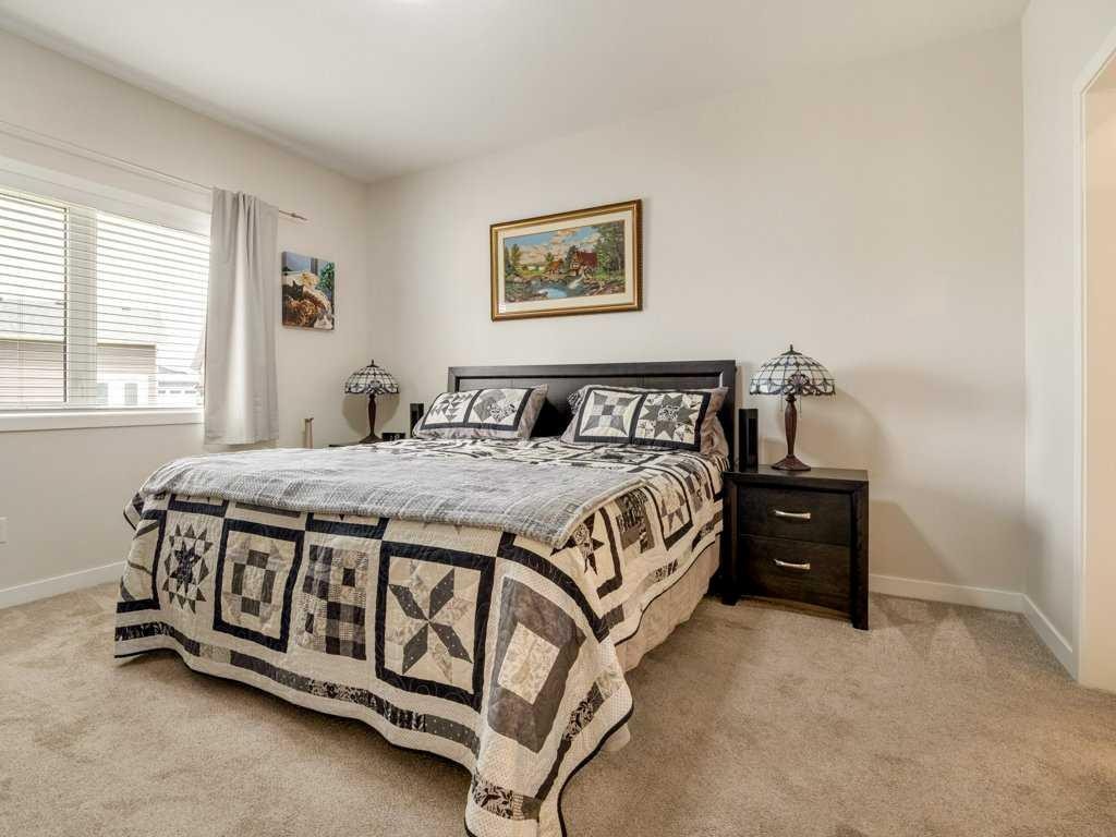 1-322 Northlander Bend West, Lethbridge, AB - Indoor Photo Showing Bedroom
