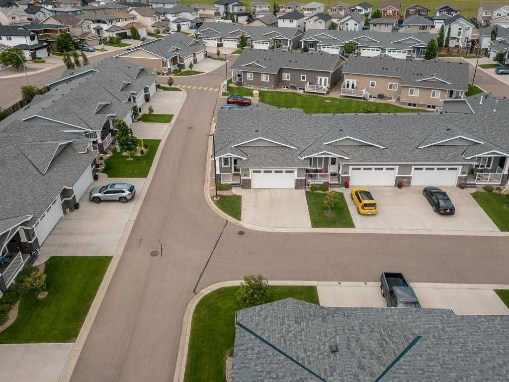 1-322 Northlander Bend West, Lethbridge, AB - Outdoor With View
