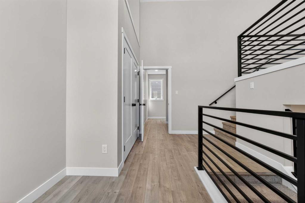 74 Riverpark Boulevard West, Lethbridge, AB - Indoor Photo Showing Other Room