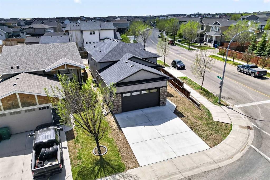 74 Riverpark Boulevard West, Lethbridge, AB - Outdoor