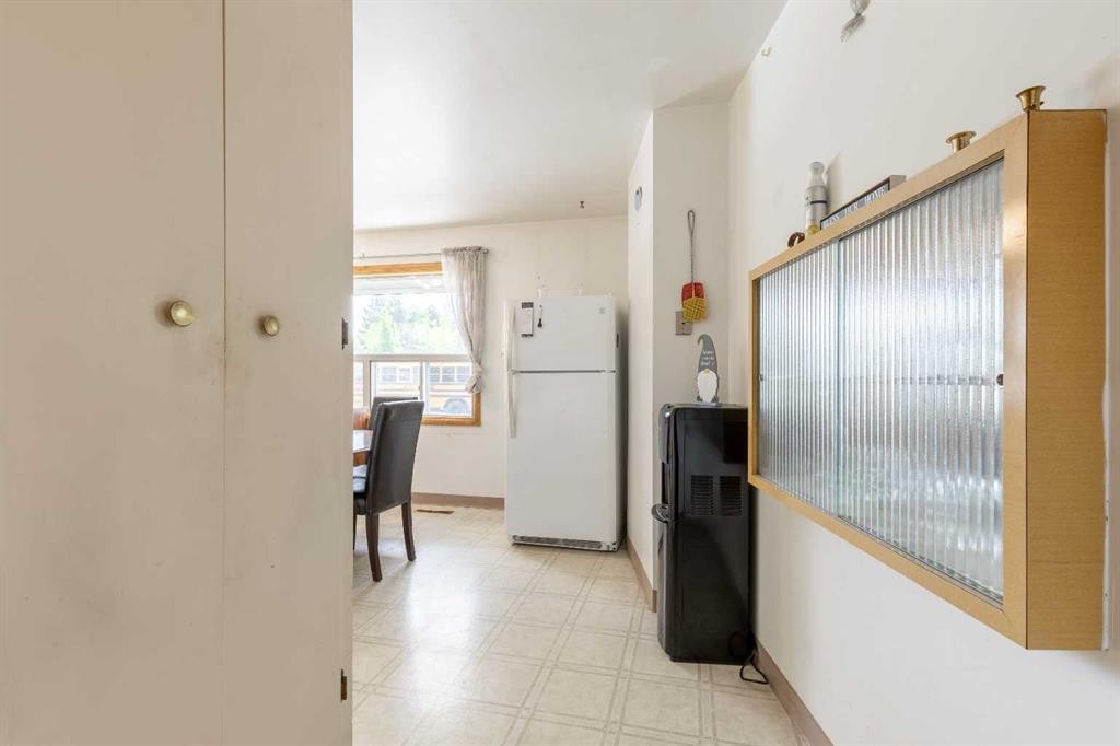 2305 7 Avenue North, Lethbridge, AB