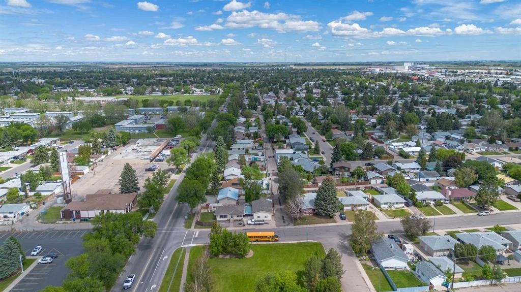 2305 7 Avenue North, Lethbridge, AB