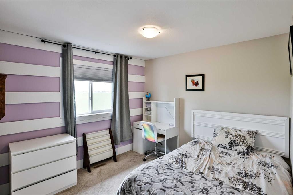 874 Greywolf Run North, Lethbridge, AB