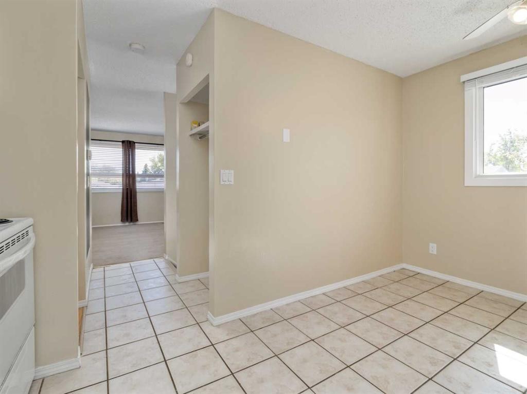 2-269 Laval Boulevard West, Lethbridge, AB