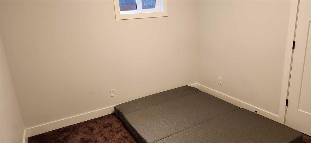 526 33 Street South, Lethbridge, AB