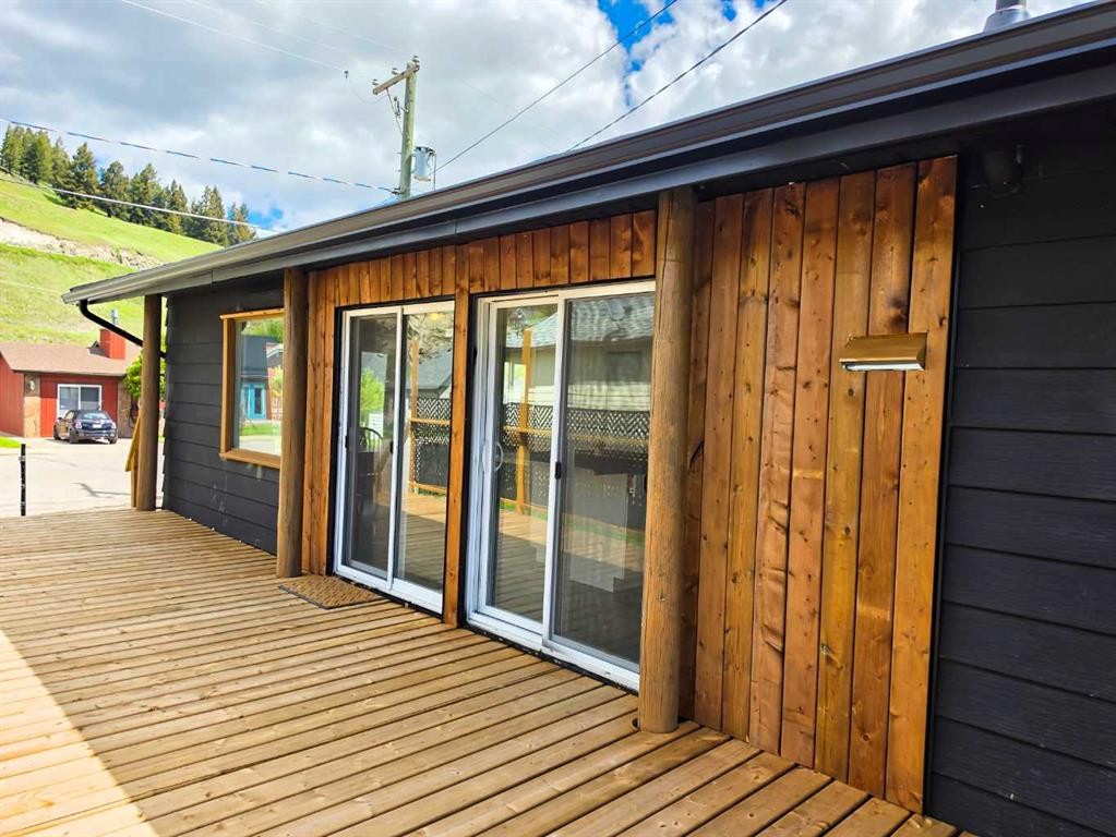 6726 17 Avenue, Coleman, AB - Outdoor With Deck Patio Veranda With Exterior