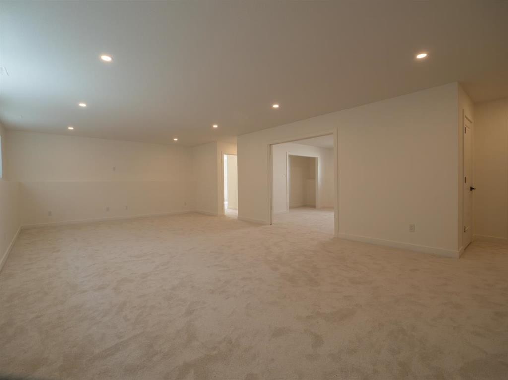 26 Rivergrove Run West, Lethbridge, AB