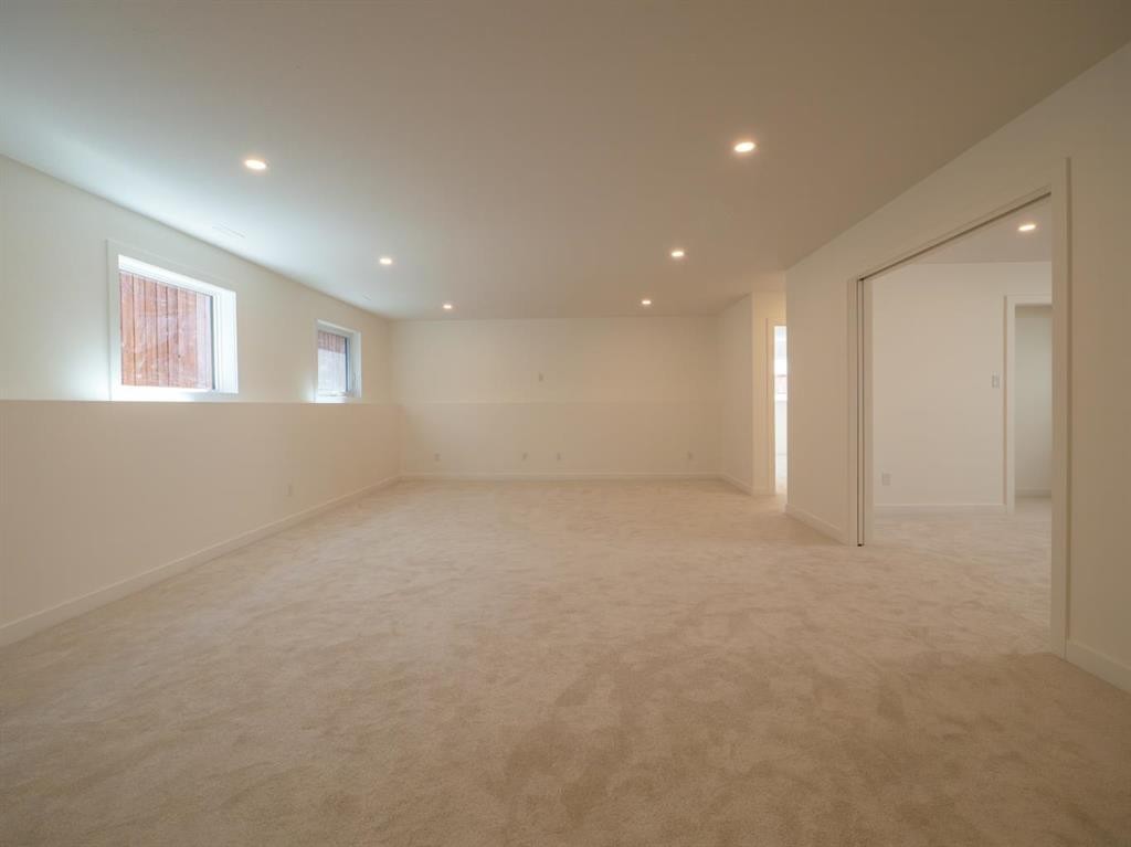 26 Rivergrove Run West, Lethbridge, AB