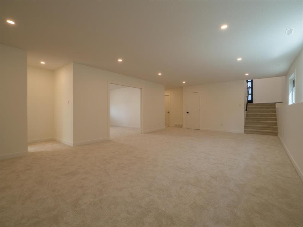 26 Rivergrove Run West, Lethbridge, AB