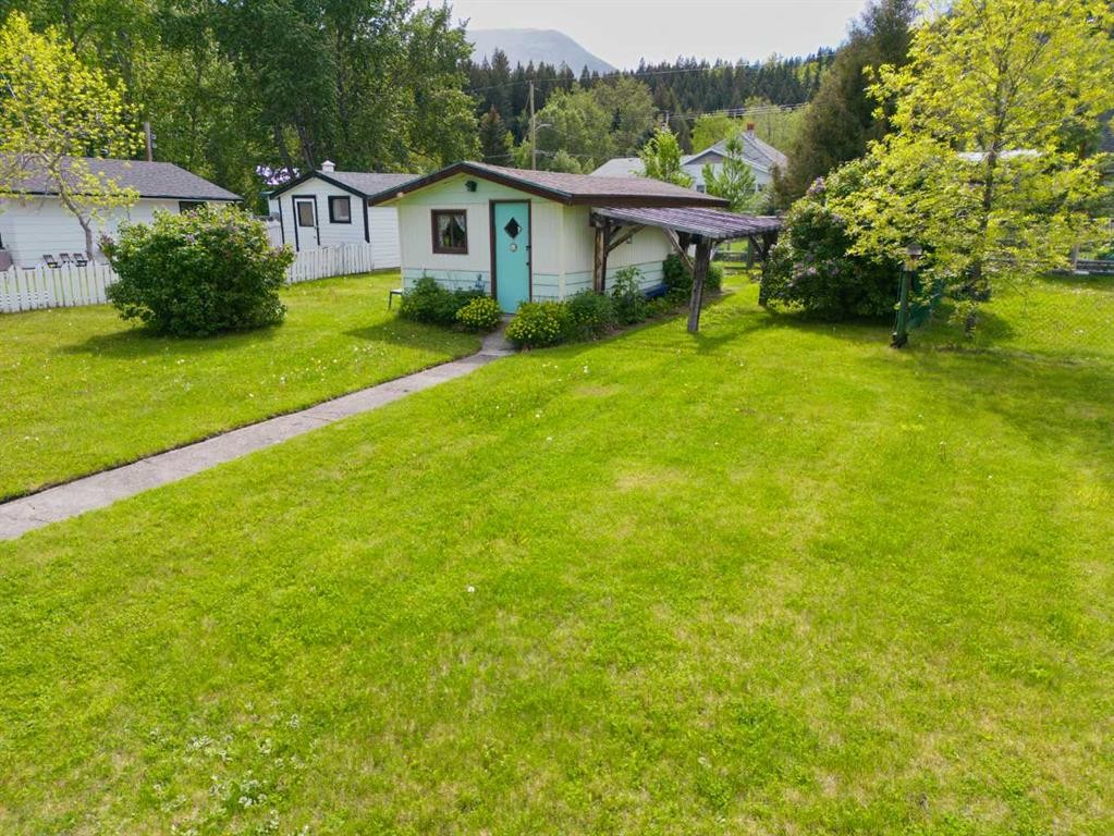 22830 6 Avenue, Hillcrest, AB - Outdoor