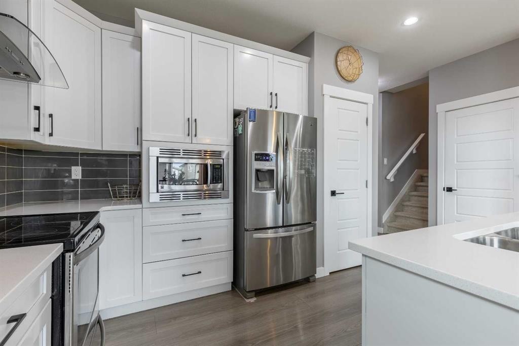 575 Moonlight Lane West, Lethbridge, AB