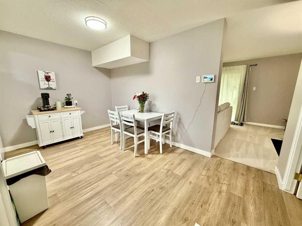 20-115 Lafayette Boulevard West, Lethbridge, AB