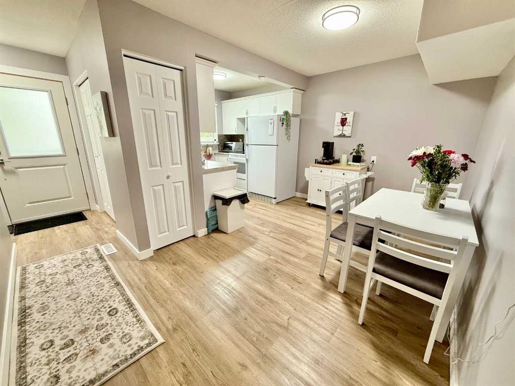 20-115 Lafayette Boulevard West, Lethbridge, AB