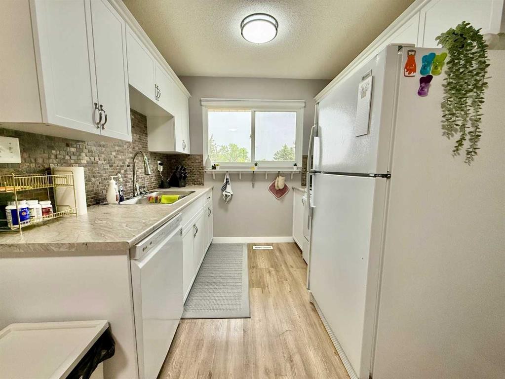 20-115 Lafayette Boulevard West, Lethbridge, AB