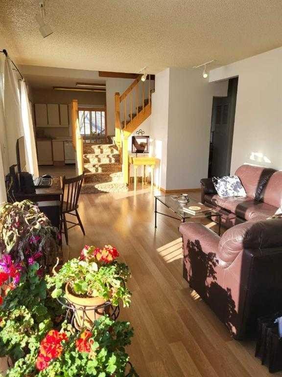 301 1St Avenue North, Coutts, AB