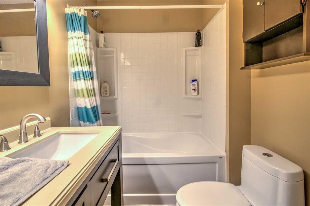 84 Erminedale Boulevard North, Lethbridge, AB