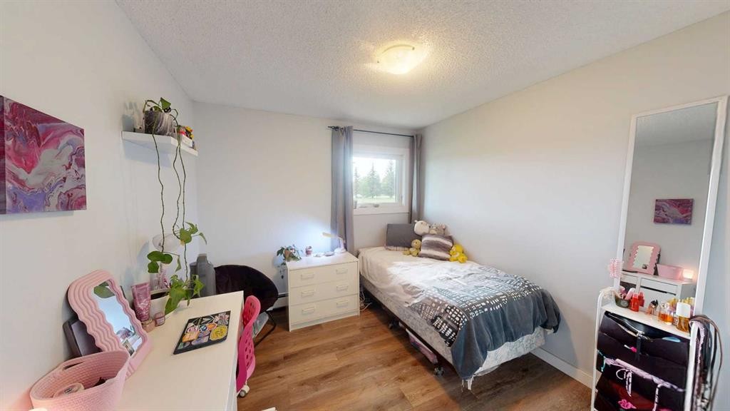 102-401 Columbia Boulevard West, Lethbridge, AB