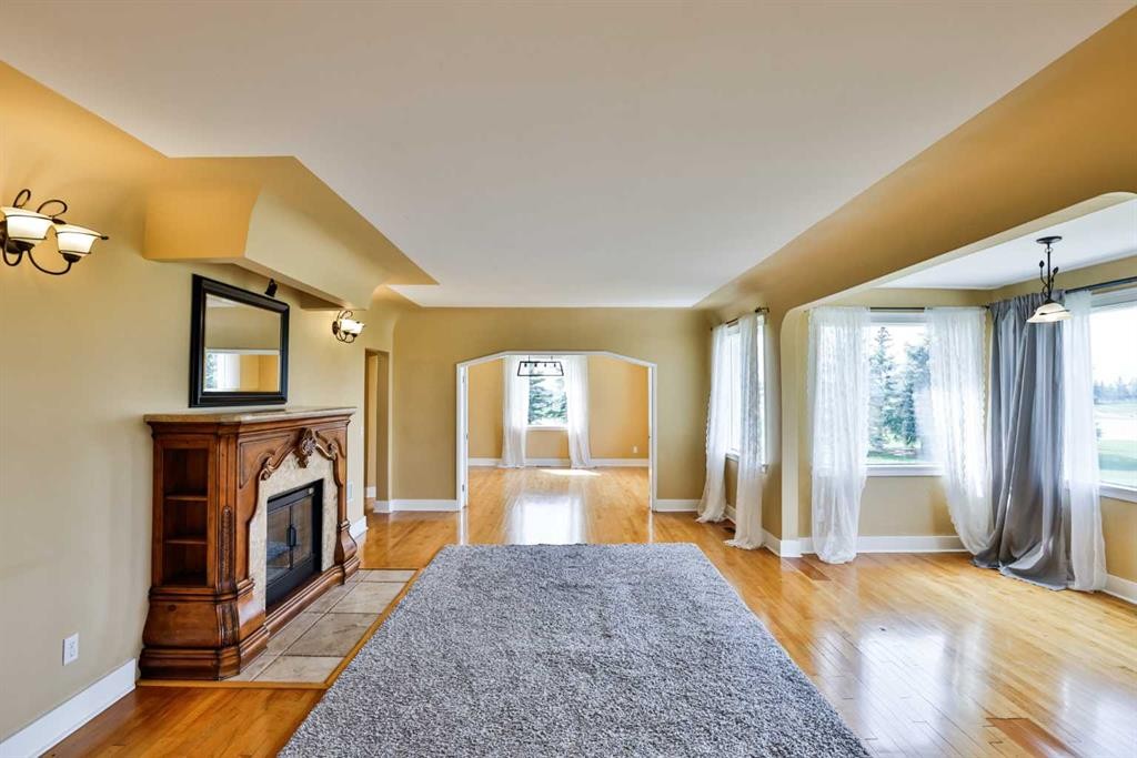 12 Aspen Arbor, Raymond, AB