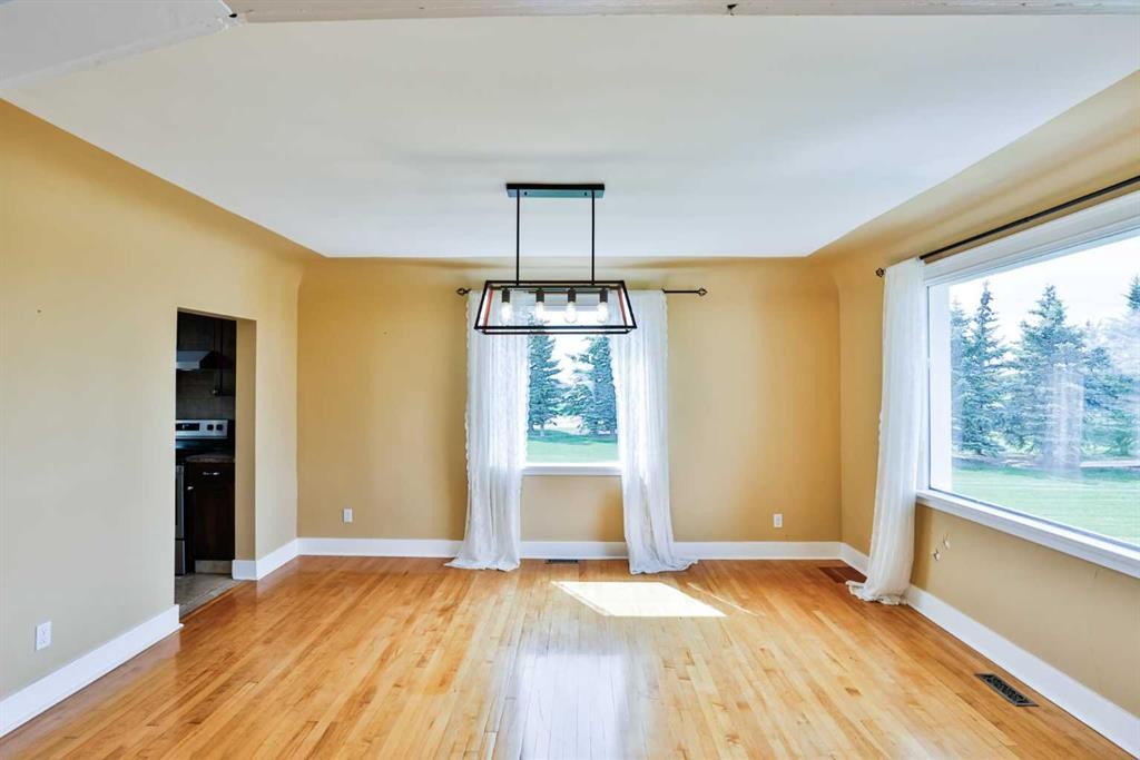 12 Aspen Arbor, Raymond, AB