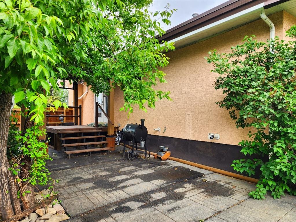 5404 5Th Street West, Claresholm, AB