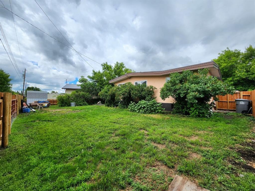 5404 5Th Street West, Claresholm, AB