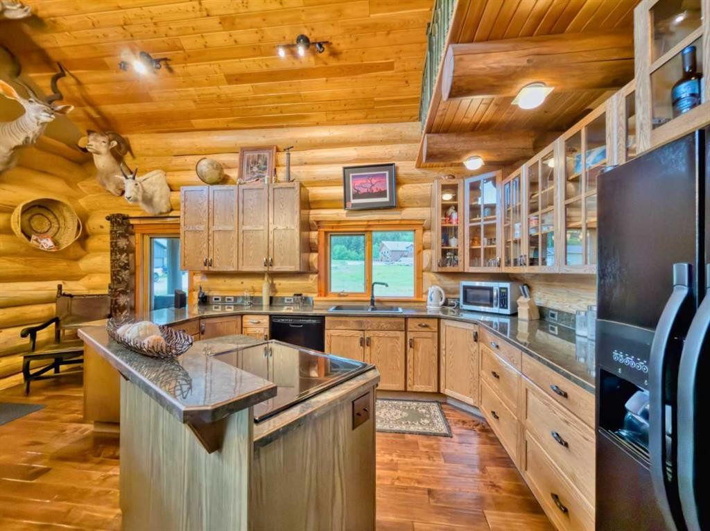 21407 29 Avenue, Bellevue, AB
