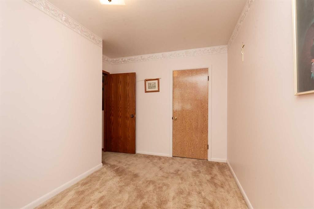 2209 8A Avenue South, Lethbridge, AB