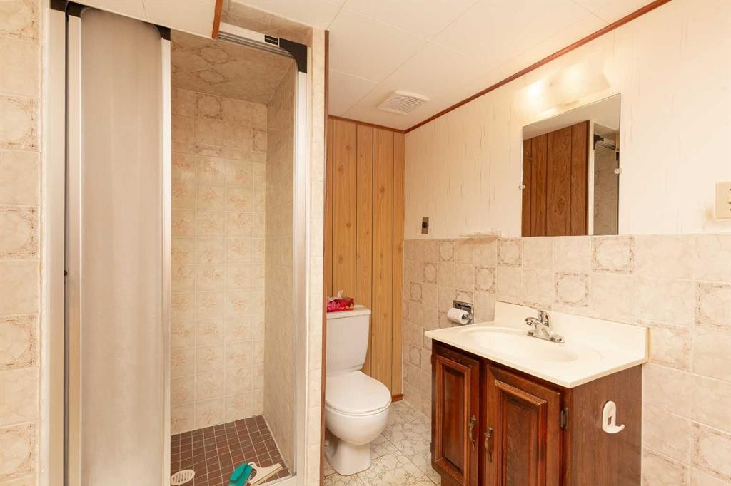 2209 8A Avenue South, Lethbridge, AB